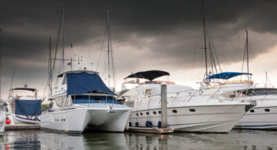 jachty w marinie