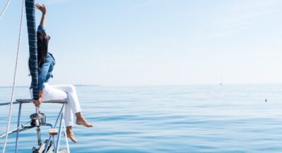 kobieta na jachcie